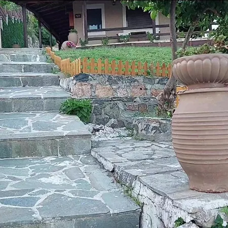 Apartment Vaggelio 1 *